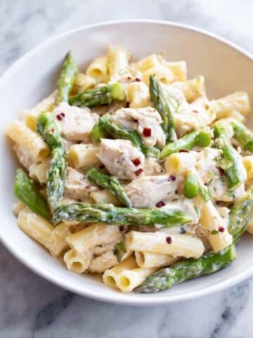 Creamy Chicken and Asparagus Pasta Recipe