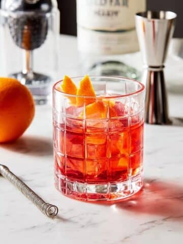 Classic Negroni Cocktail Recipe