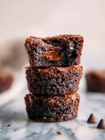 Mini Chocolate Brownie Bites with Melty Chocolate Squares Recipe