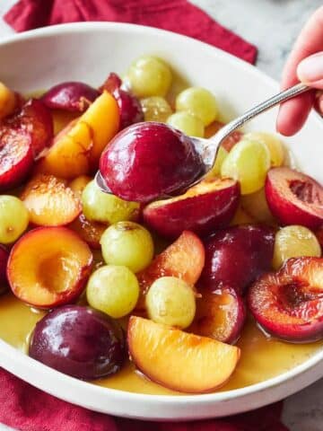 Baked Fruit with Honey, Spices, and Prosecco Recipe
