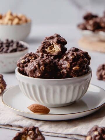 Crockpot Peanut Clusters Recipe