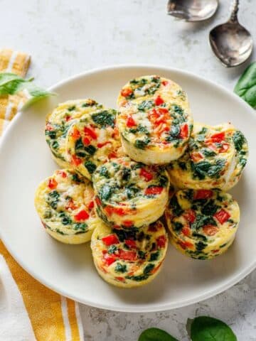 Egg White Bites with Spinach, Red Peppers, and Feta Recipe