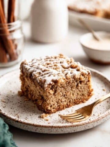 Coziest Cinnamon Streusel Baked Oatmeal Recipe