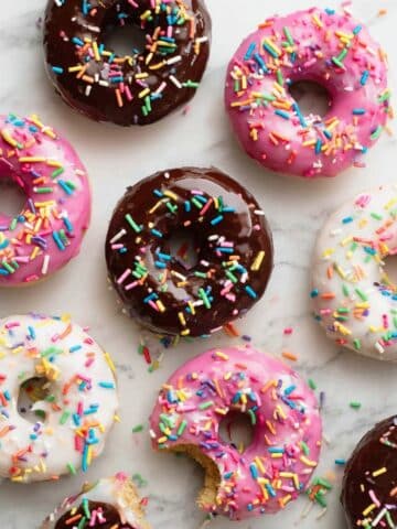 Cake Mix Baked Donuts with Banana, Cinnamon Applesauce, or Pumpkin Recipe