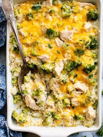 Dump-and-Bake Chicken Broccoli Rice Casserole Recipe