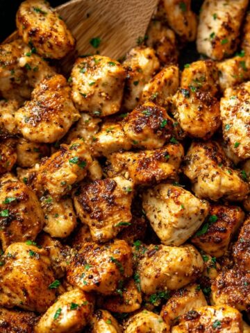 15-Minute Garlic Butter Chicken Bites: Easy One-Pan Recipe