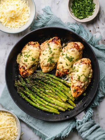 Skillet Garlic Parmesan Chicken & Asparagus Recipe