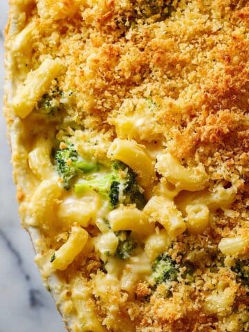 Broccoli Mac and Cheese with Panko Breadcrumb Topping Recipe