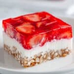 Strawberry Pretzel Salad Recipe