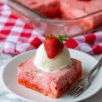 Strawberry Earthquake Cake Recipe