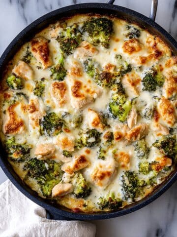 Creamy Chicken Broccoli and Cheese Casserole {Low-carb/Keto Friendly!} Recipe