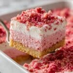 Strawberry Crunch Cake Recipe