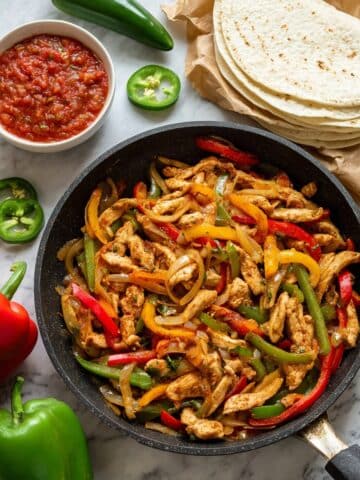 Easy Chicken Fajitas Recipe