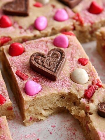 Valentine's Peanut Butter Cookie Bars Recipe