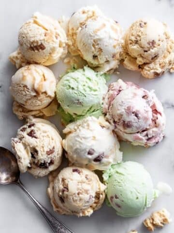Homemade No-Churn Vanilla Ice Cream Recipe