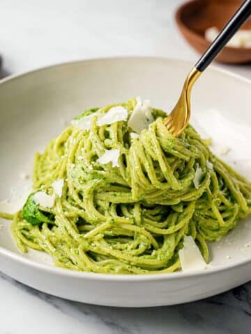 Creamy Avocado Spinach Pasta Recipe