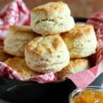 Fluffy Southern Buttermilk Biscuits Recipe
