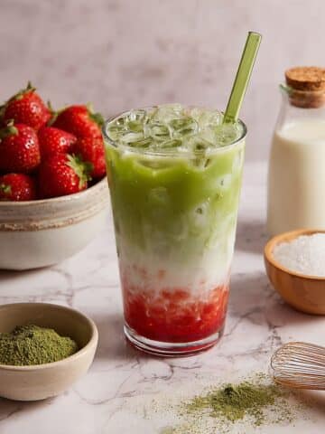 Iced Strawberry Matcha Latte Recipe